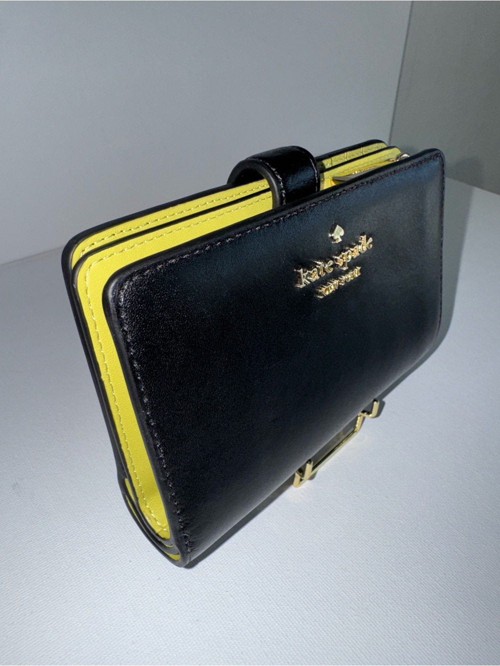 Kate Spade New York Madison Small L-Zip Wallet